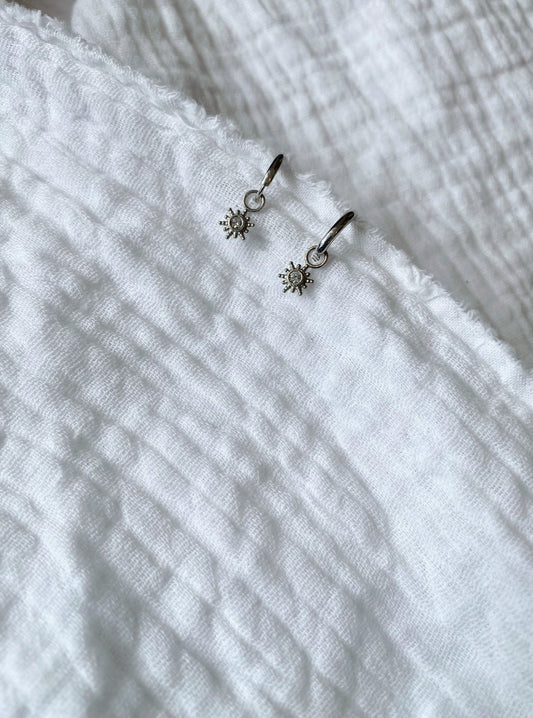 Boucle d’Oreille Mini Sun – Dorée ou Argent - Joia Bijou