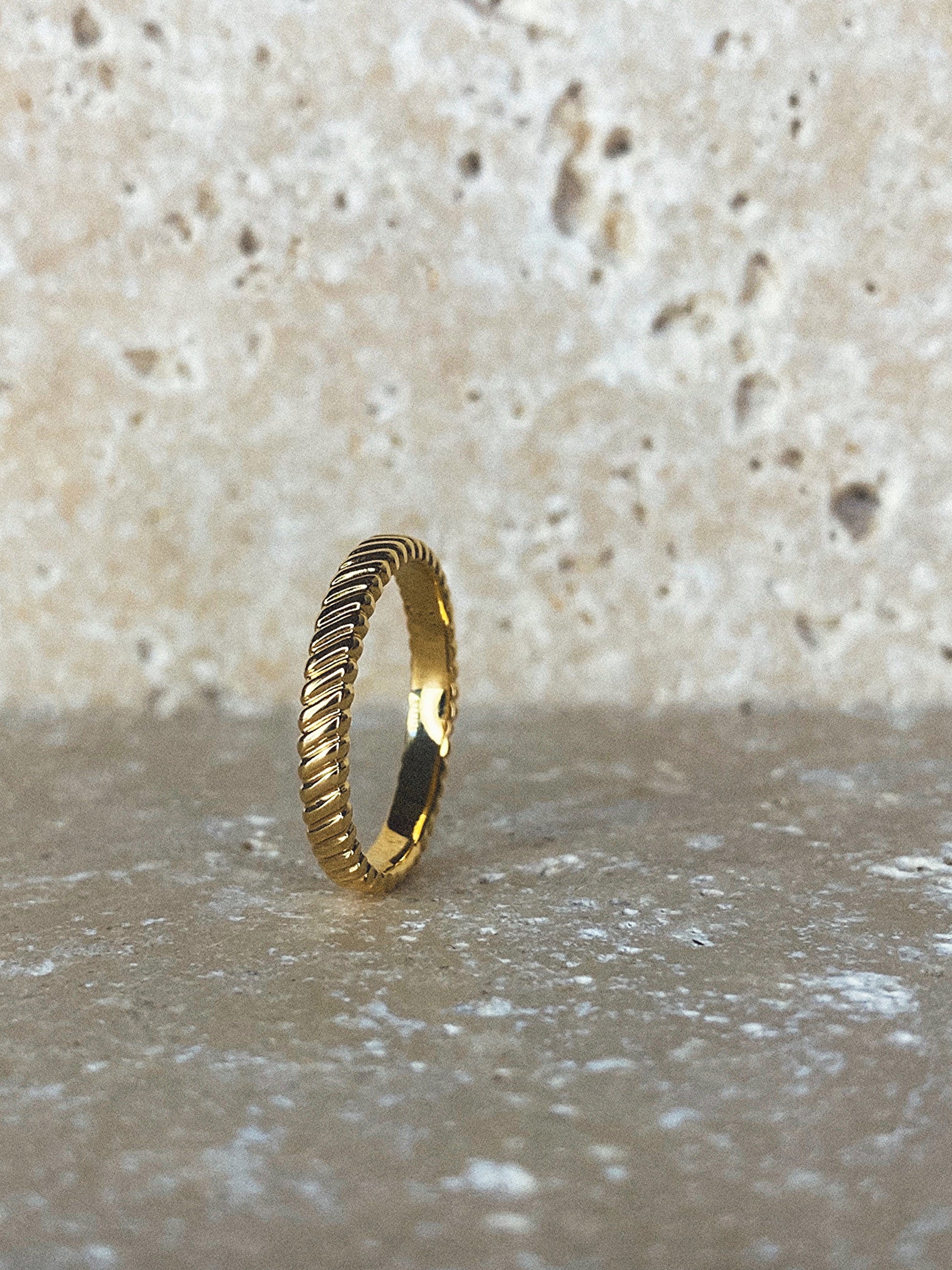 Bague Twist Dorée - Joia Bijou