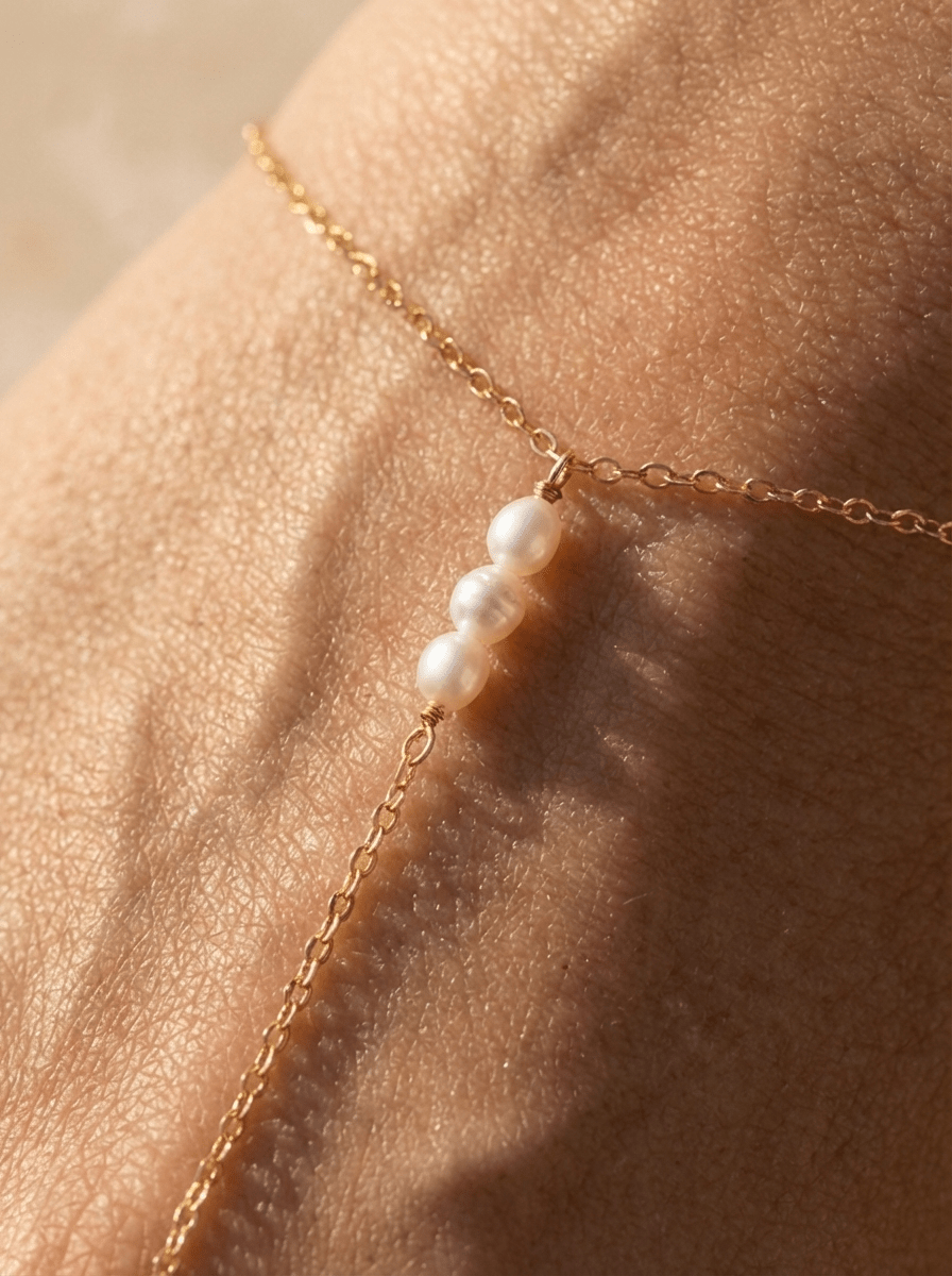 Bijou de main Ohana - Gold Filled 14k et Perles de Culture - Joia Bijou