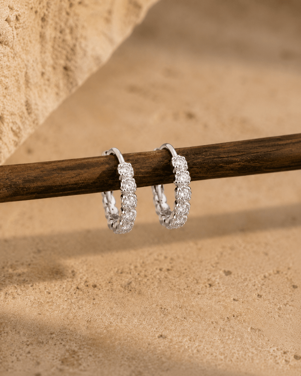 Boucle d’oreille Hope – Mini créole Plaqué Or ou Argent 925 - Joia Bijou